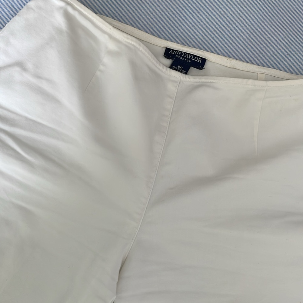 Ann Taylor White stretch chinos size 8P - Picture 2 of 13